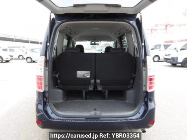 Used 2009 AT toyota noah ZRR70G Image[6]