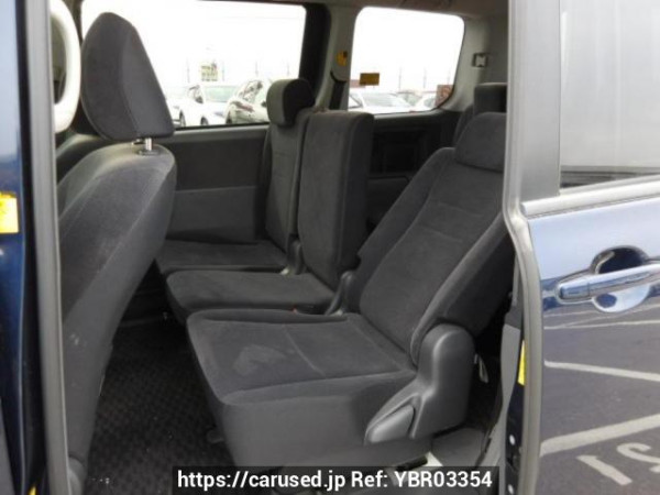 Used 2009 AT toyota noah ZRR70G Image[12]