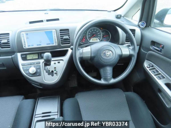 Used 2005 AT toyota wish ZNE10G Image[24]