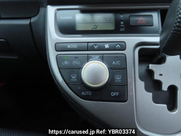 Used 2005 AT toyota wish ZNE10G Image[30]