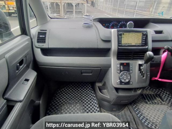 Used 2008 AT toyota noah ZRR70G Image[19]