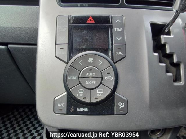 Used 2008 AT toyota noah ZRR70G Image[24]