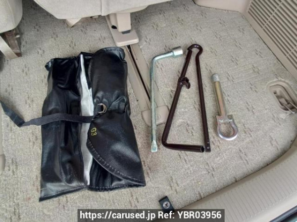 Used 2005 AT toyota alphard MNH10W Image[42]