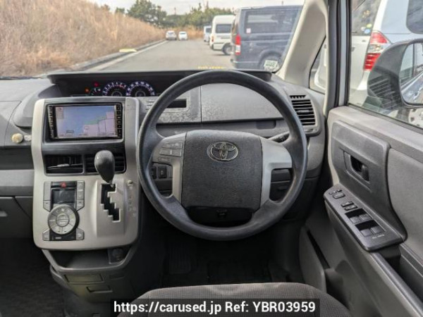 Used 2009 AT toyota noah ZRR70G Image[19]