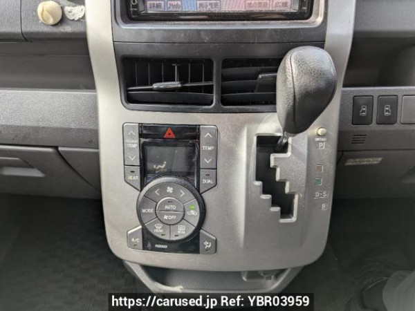 Used 2009 AT toyota noah ZRR70G Image[22]