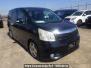 Toyota Noah ZRR70G