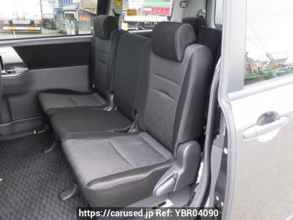 Used 2008 AT toyota noah ZRR70W Image[16]