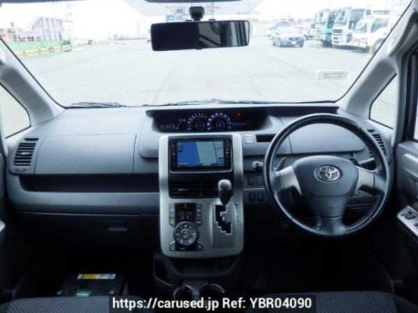 Used 2008 AT toyota noah ZRR70W Image[18]