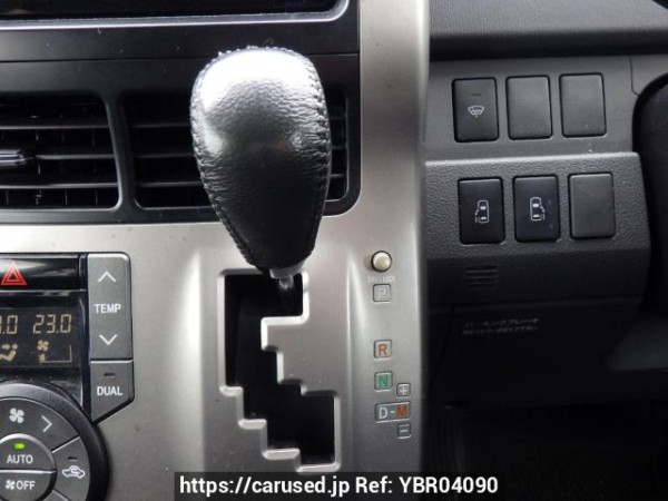 Used 2008 AT toyota noah ZRR70W Image[23]
