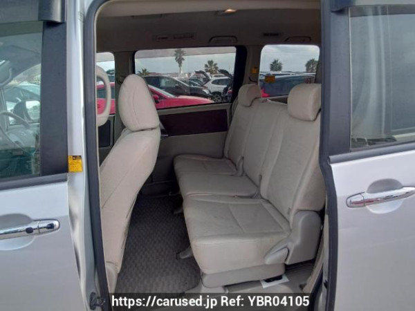 Used 2009 AT toyota noah ZRR70W Image[16]