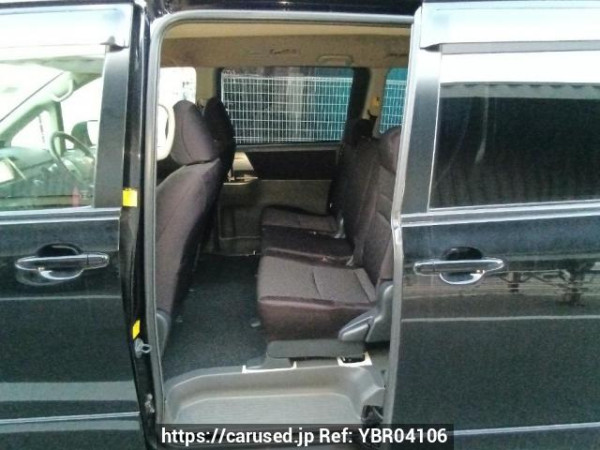 Used 2009 AT toyota noah ZRR70W Image[16]