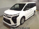 Toyota Voxy ZWR80W