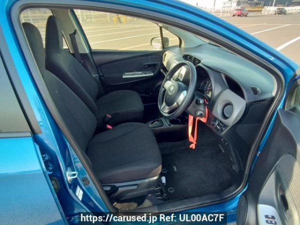 Used 2015 AT toyota vitz KSP130 Image[12]