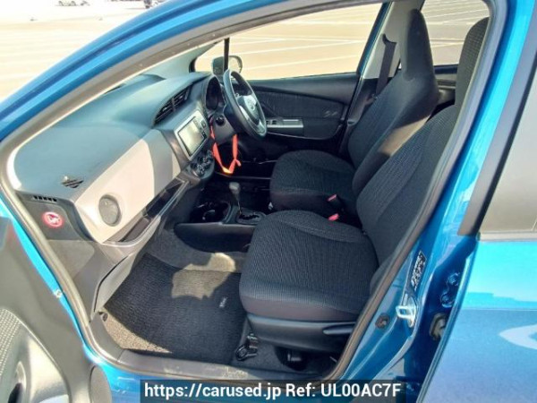 Used 2015 AT toyota vitz KSP130 Image[13]
