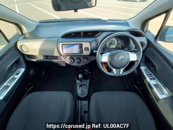 Used 2015 AT toyota vitz KSP130 Image[16]