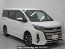 Toyota Noah ZRR85W