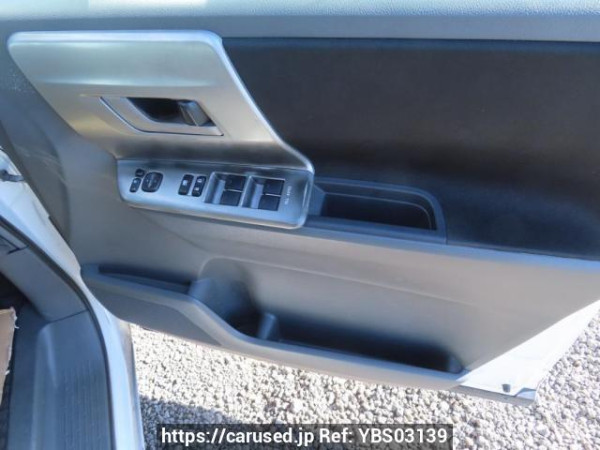 Used 2007 AT toyota voxy ZRR70W Image[37]