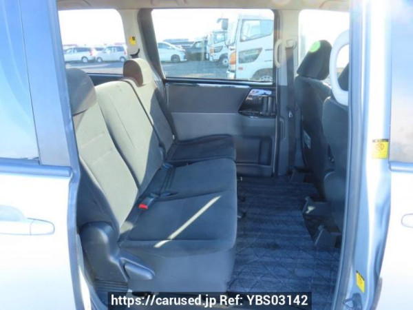 Used 2009 AT toyota noah ZRR70G Image[19]