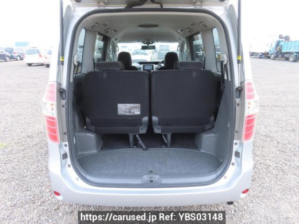 Used 2008 AT toyota noah ZRR70G Image[8]