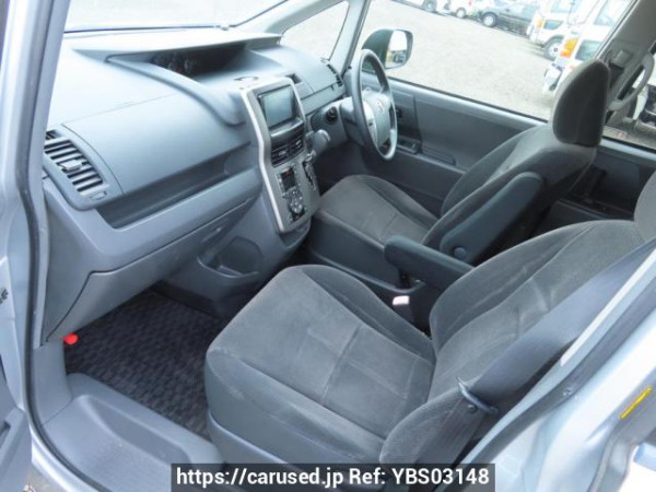 Used 2008 AT toyota noah ZRR70G Image[15]