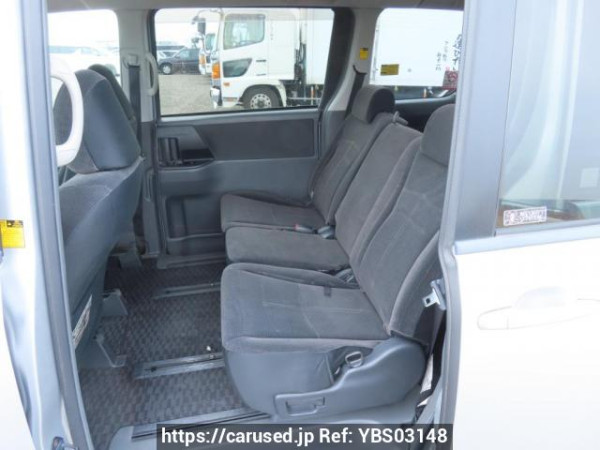 Used 2008 AT toyota noah ZRR70G Image[19]