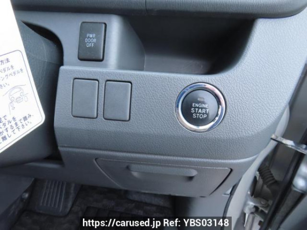 Used 2008 AT toyota noah ZRR70G Image[34]