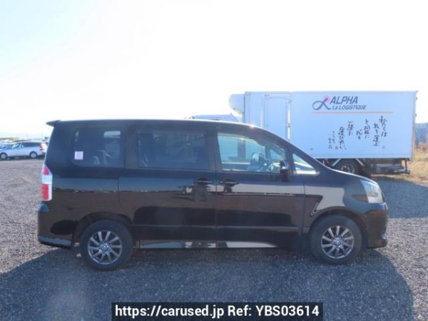 Used 2007 AT toyota noah ZRR75W Image[7]