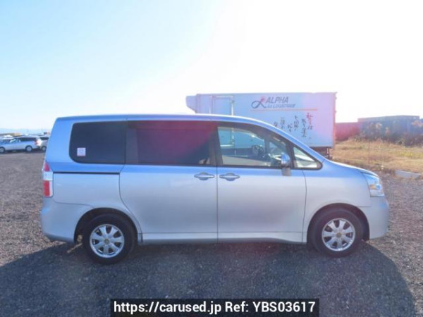 Used 2008 AT toyota noah ZRR70G Image[7]