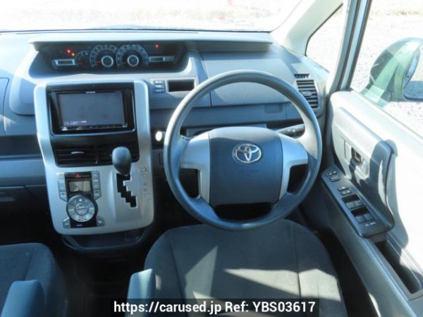 Used 2008 AT toyota noah ZRR70G Image[26]