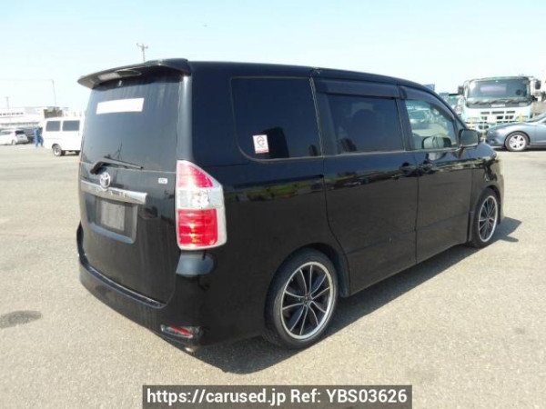 Used 2007 AT toyota noah ZRR70W Image[6]