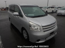 Toyota Noah ZRR70G