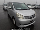 Toyota Noah ZRR70G