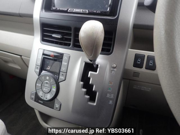 Used 2009 AT toyota noah ZRR70G Image[18]