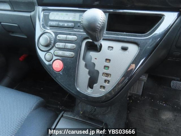 Used 2003 AT toyota wish ZNE10G Image[29]
