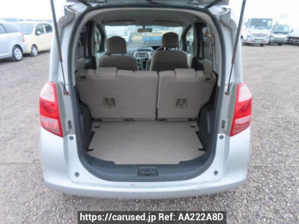 Used 2005 AT toyota ractis SCP100 Image[8]