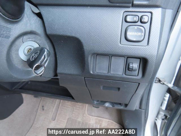 Used 2005 AT toyota ractis SCP100 Image[29]