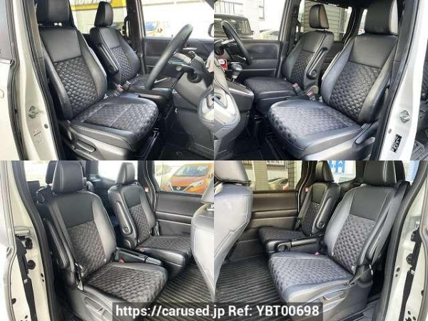 Used 2023 AT toyota voxy 6BA-MZRA90W Image[5]