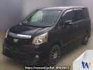 Toyota Noah ZRR70W