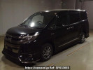 Toyota Noah ZWR80W