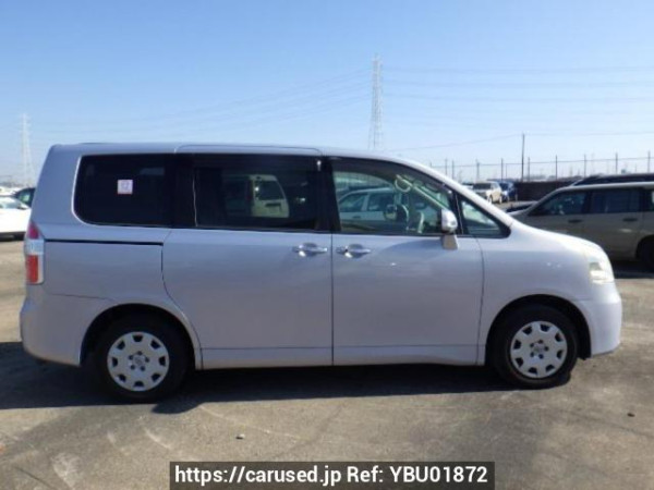 Used 2010 AT toyota noah ZRR70G Image[7]