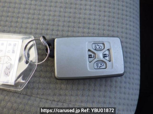 Used 2010 AT toyota noah ZRR70G Image[38]