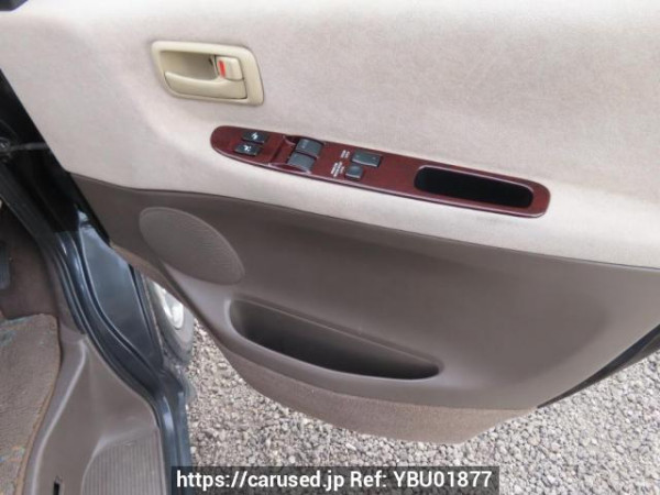 Used 1999 AT toyota granvia VCH10W Image[36]