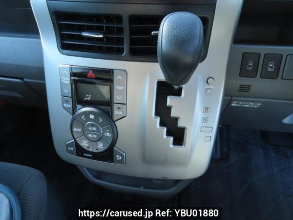 Used 2007 AT toyota noah ZRR70G Image[31]