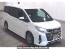 Toyota Noah ZWR80W