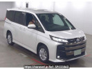 Toyota Noah ZWR95W