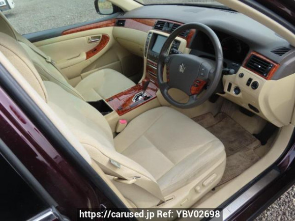 Used 2005 AT toyota crown GRS182 Image[14]