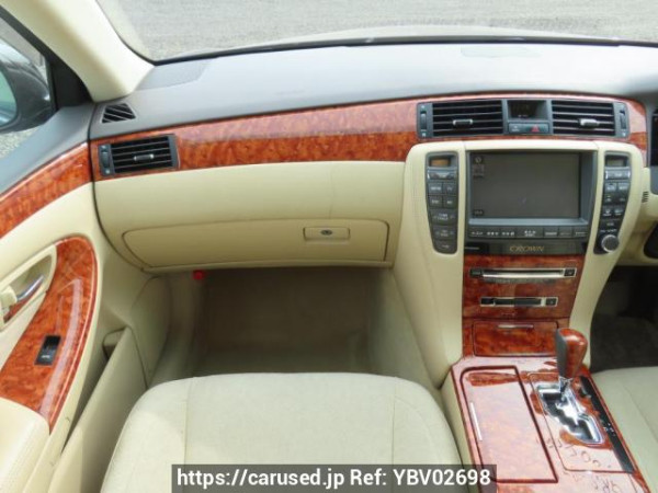 Used 2005 AT toyota crown GRS182 Image[21]