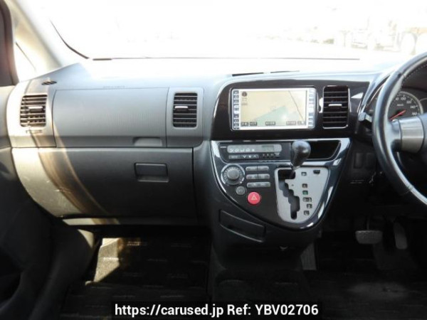 Used 2005 AT toyota wish ZNE10G Image[19]