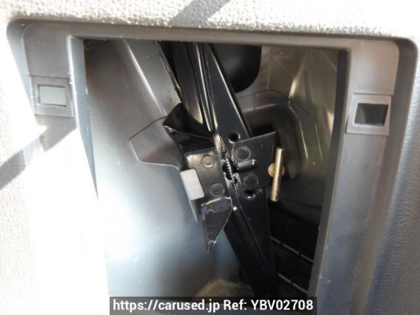 Used 2005 AT mazda verisa DC5W Image[45]