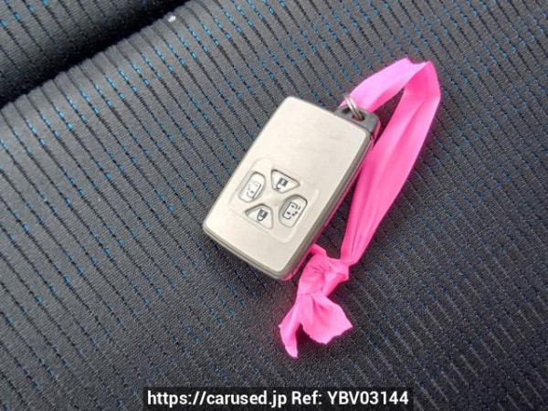 Used 2010 AT toyota voxy ZRR70W Image[42]